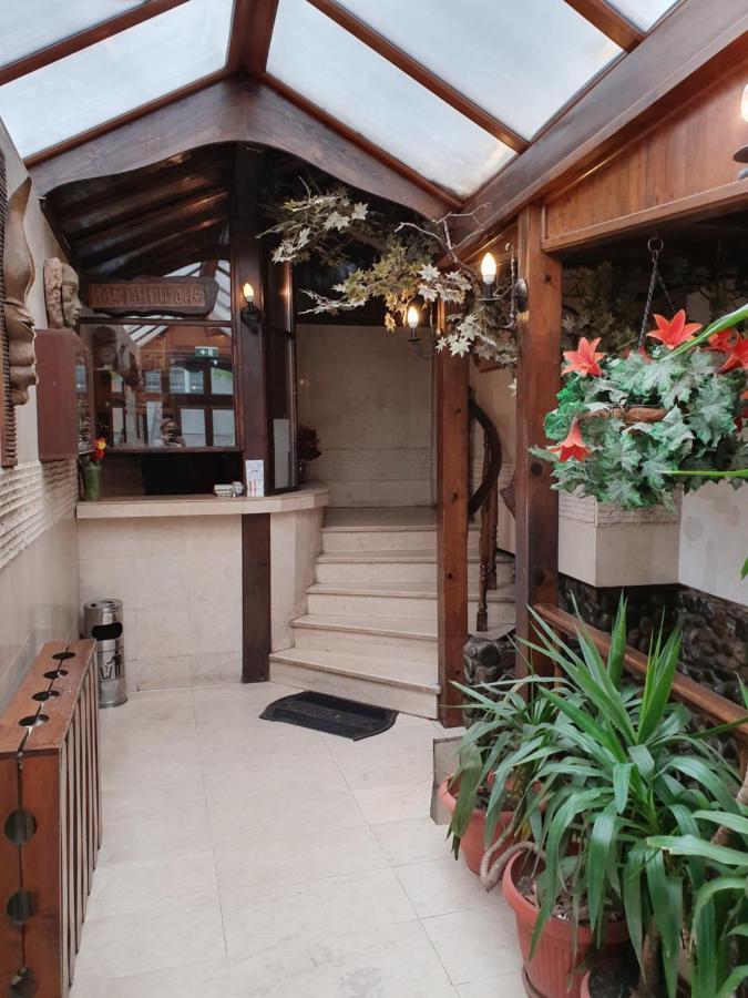 Семеен Хотел Българи Montana Extérieur photo