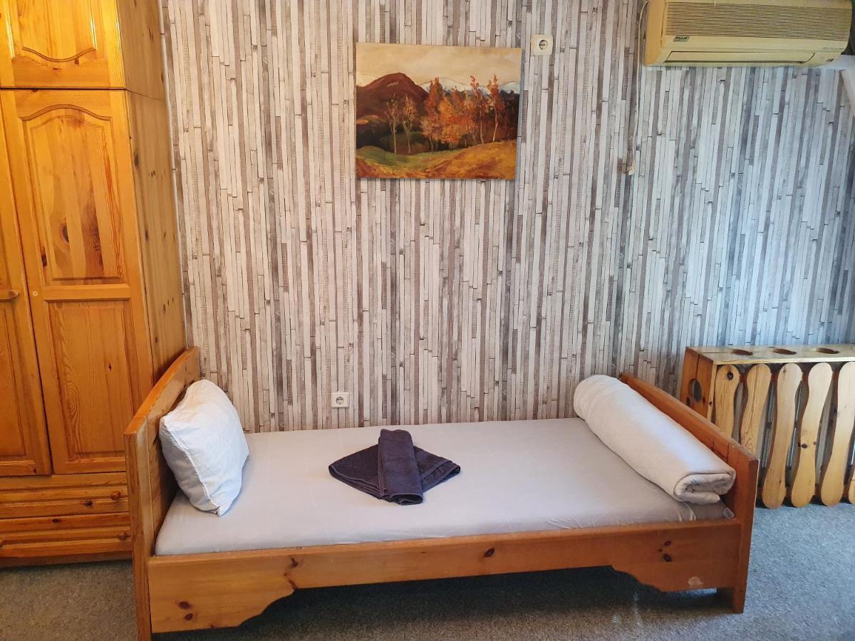 Семеен Хотел Българи Montana Extérieur photo
